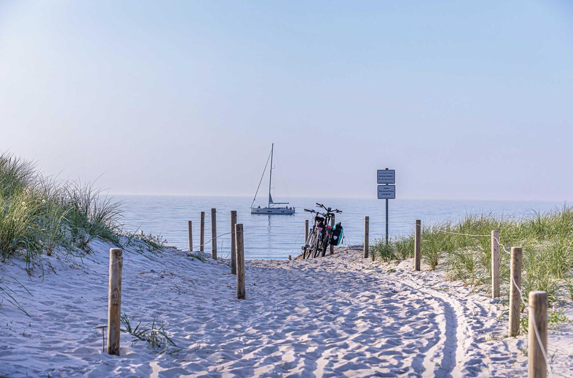 Ferienwohnung Ostseeblick Mit Balkon Wustrow  Zewnętrze zdjęcie